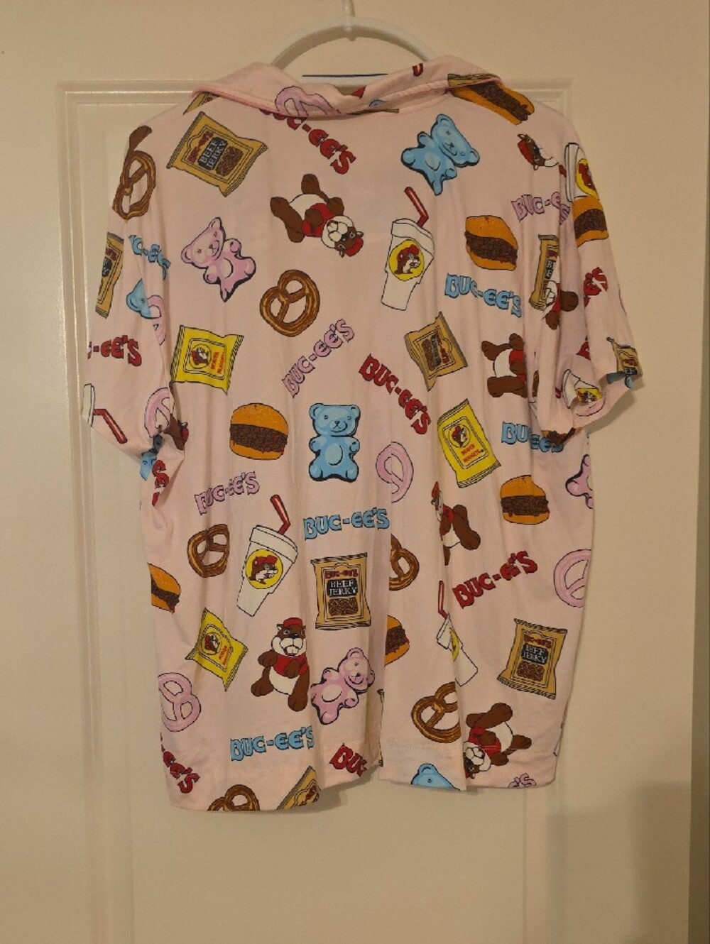 Matching Buc-ees Pj Set. - Picture 6 of 6